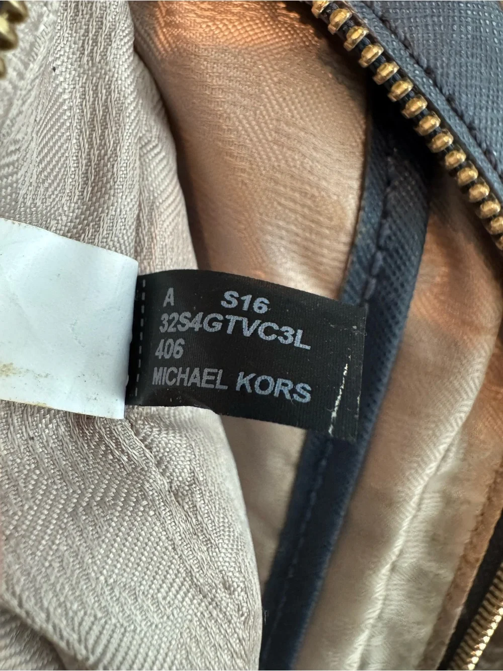 Michael Kors Jet Set East West Crossbody Bag Navy Saffiano Leather Gold hardware